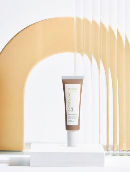 ON THE GLOW BASE, Shade 20 Medium Neutral